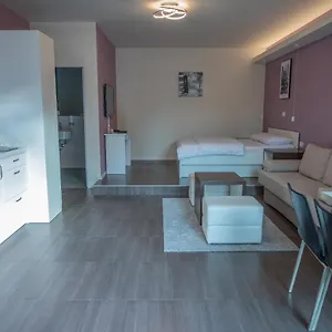 https://hana-apartments.hotels-in-ljubljana.com
